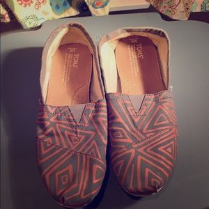 Toms Slip-Ons